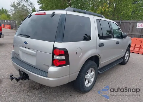 2005 Ford Explorer Xlt/Xlt Sport из США, поврежденный, VIN 1FMZU73K65UB71459